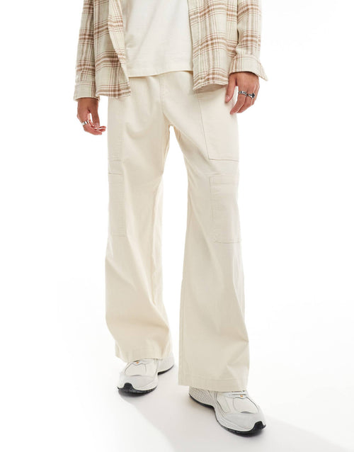Pull on cargo trouser