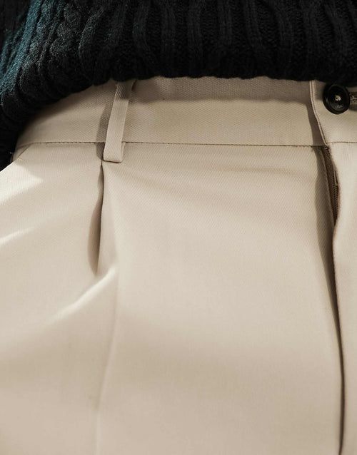 Relaxed fit tailored fit off-white trousers